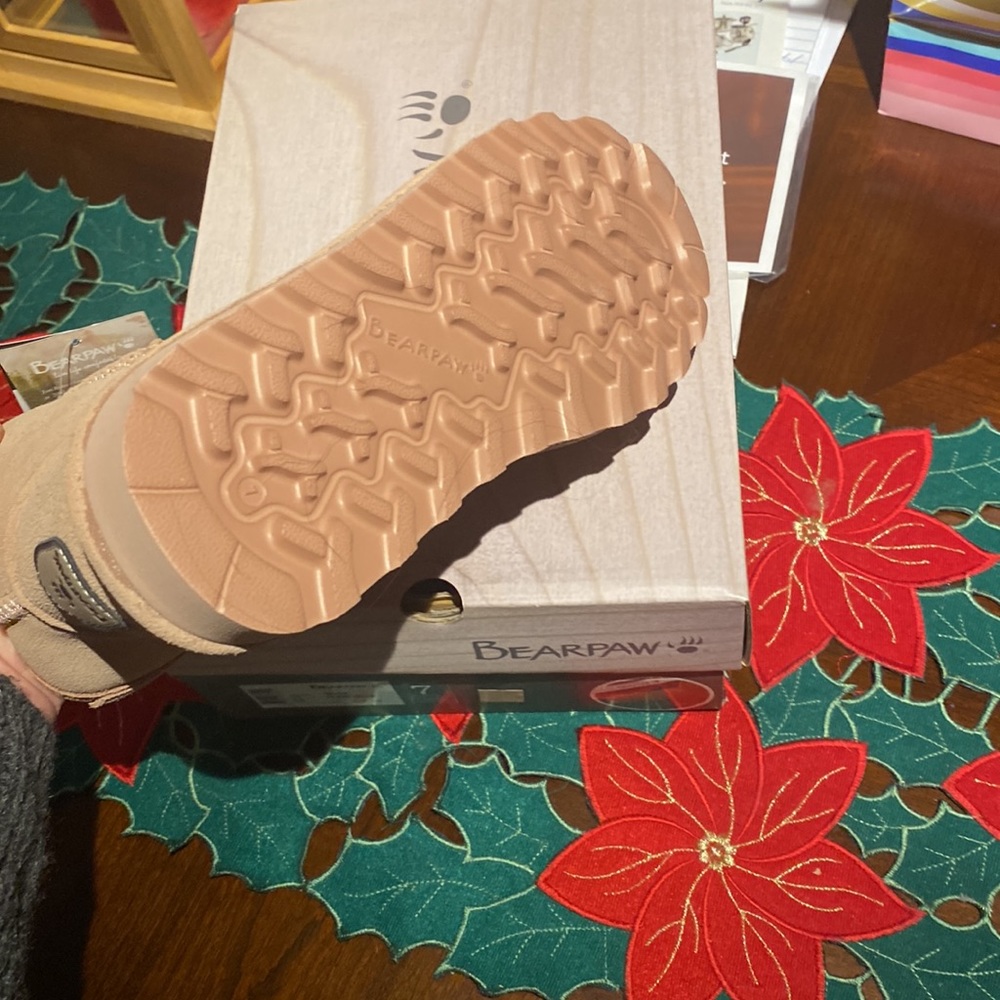 BearPaw Alyssa Boots! Blush color!